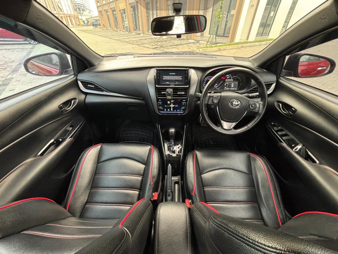 Toyota Yaris 2021
